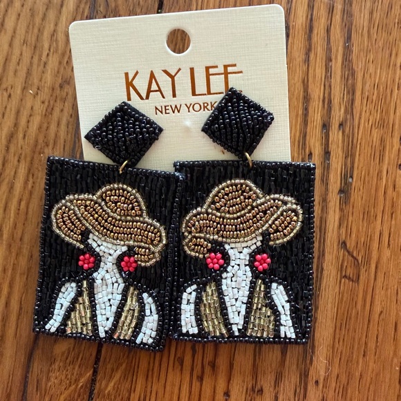 Kay Lee Jewelry - Kay Lee Beaded Earrings with Artistic Design Handmade with ❤️